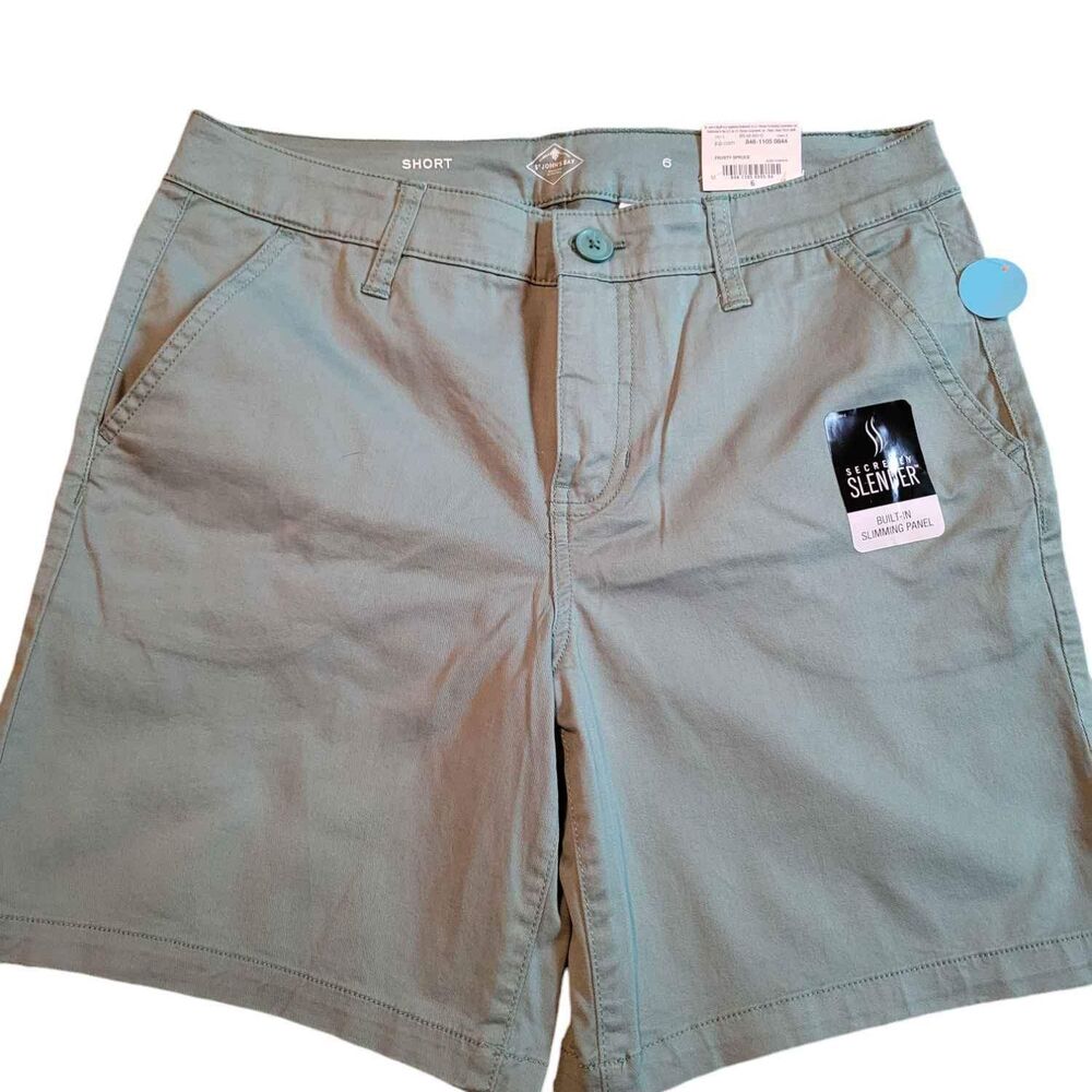 NWT Women's Size 6 St. John's Bay Green Shorts 7" inseam